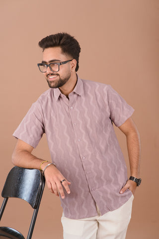 Mauve Wave Men’s Self-Textured Smart-Casual Shirt – Dare & Rise