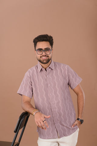 Mauve Wave Men’s Self-Textured Smart-Casual Shirt – Dare & Rise
