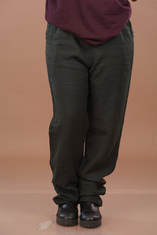 Forest Green Women’s Smart-Tech Lifestyle Trousers – Dare & Rise