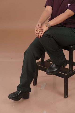 Forest Green Women’s Smart-Tech Lifestyle Trousers – Dare & Rise