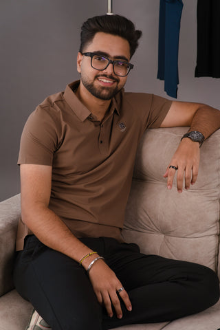 Roasted Mocha Men’s Seamless Performance Polo – Dare & Rise