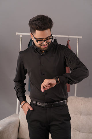 Midnight Black Men’s Stitch-less Seamless Smart Tech Shirt – Dare & Rise